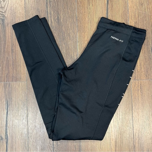 Nike Therma Fit Fleece Lined Black Just Do It Logo Full Length Leggings SZ MED - Picture 1 of 4